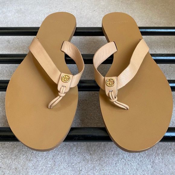TORY BURCH 53653Manon Gold Logo Calf Leather Sandals - NEW NWOB